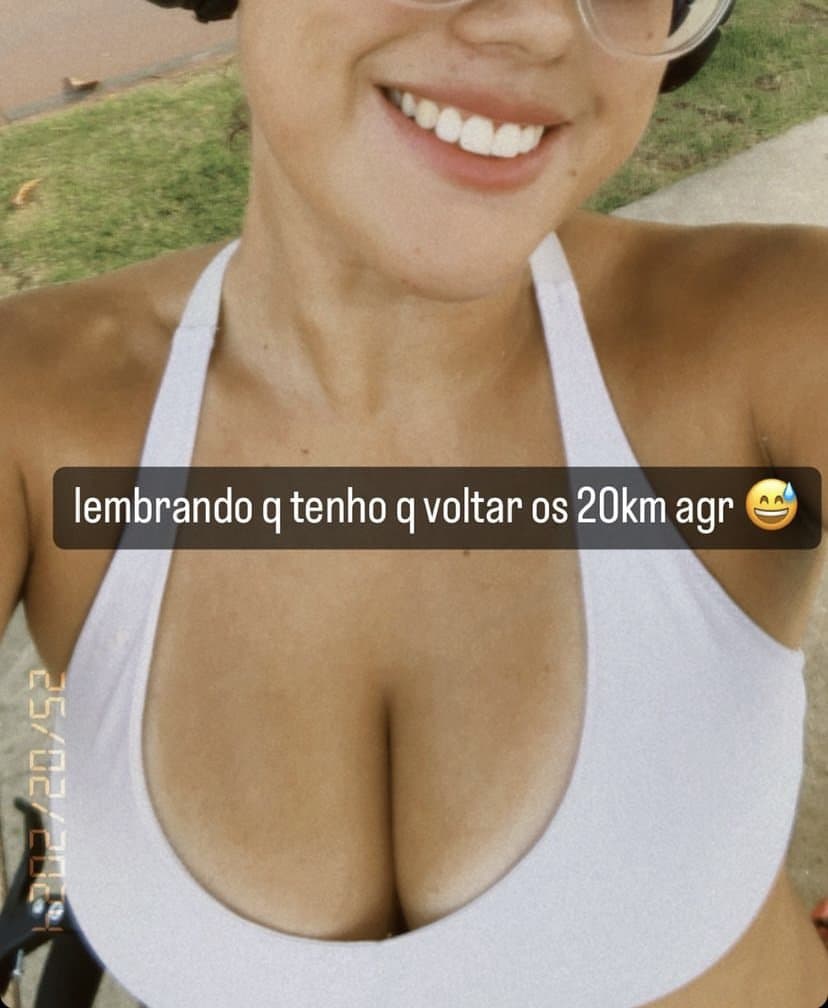 Minha namorada gostosa peituda da praia