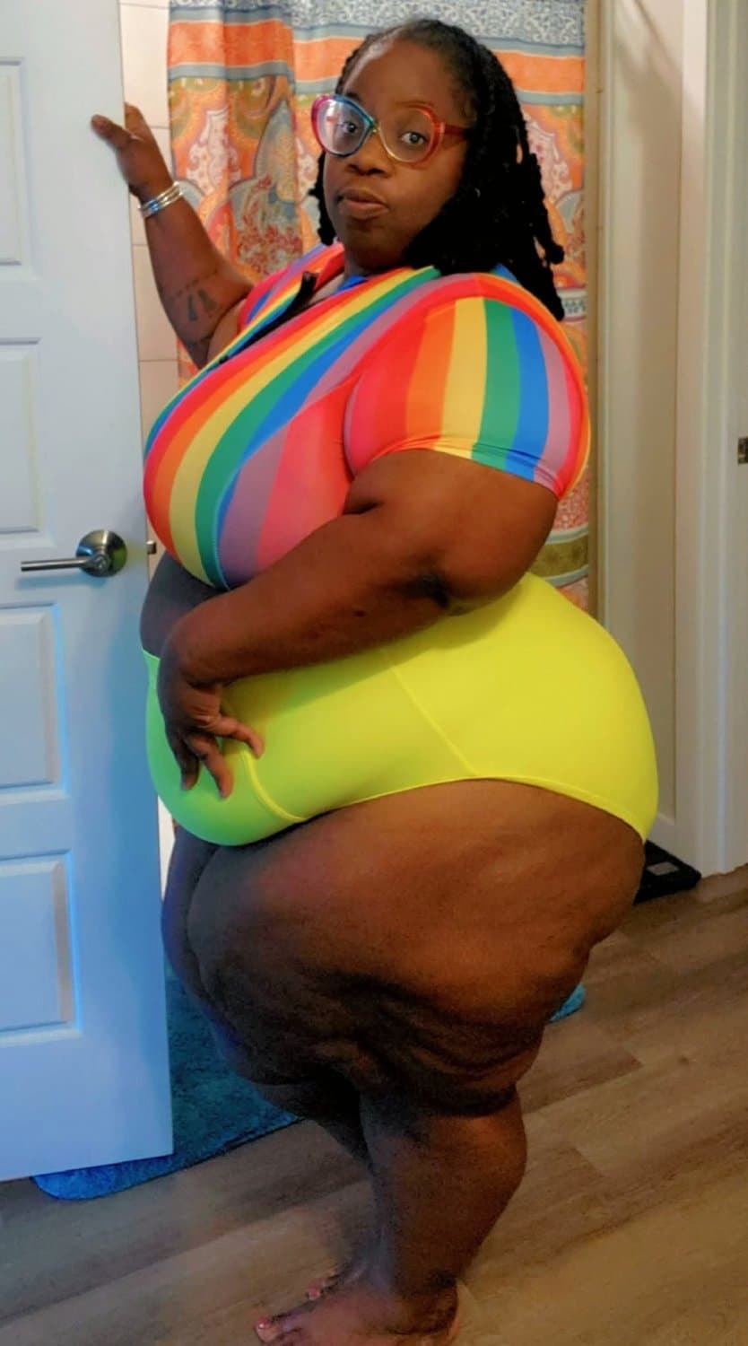 Big booty man hating feminist that I would ruff fuck in her ass & I would not pull out 137