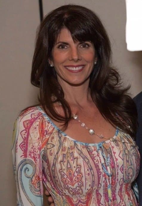 Catholic MILF Dee Is A Whore! (Penance Needed)