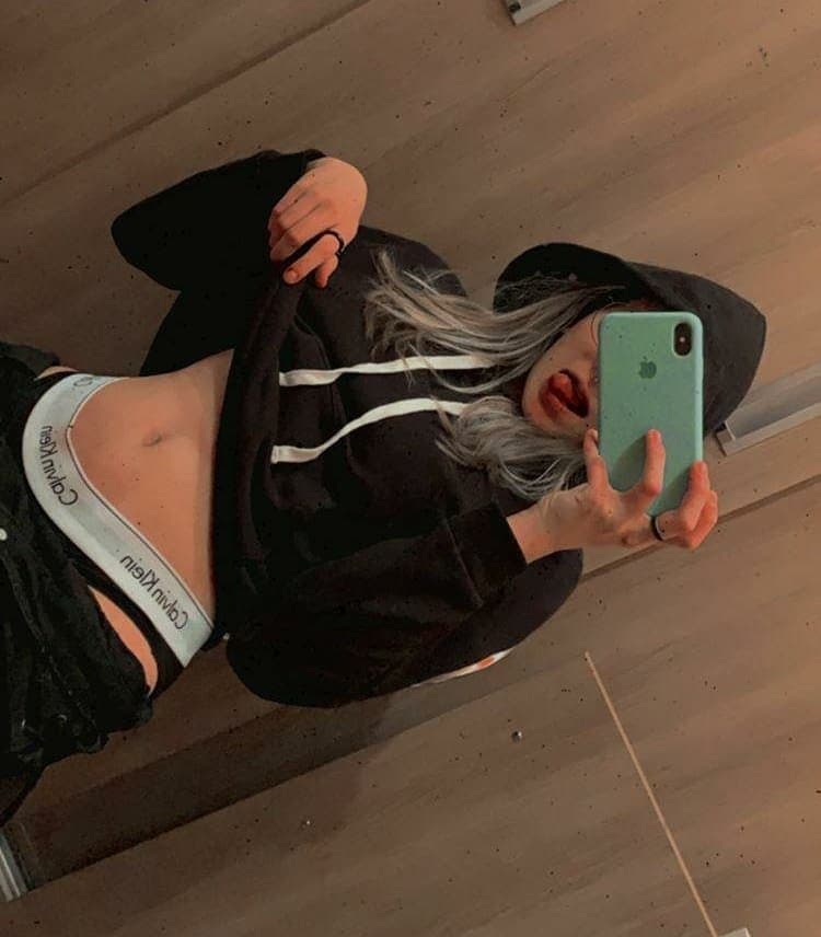 Click to view full size Hot blonde girl with seductive body