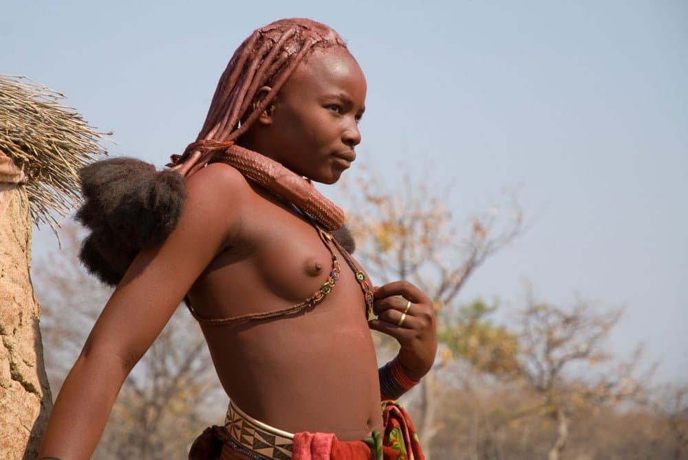 African tribal women