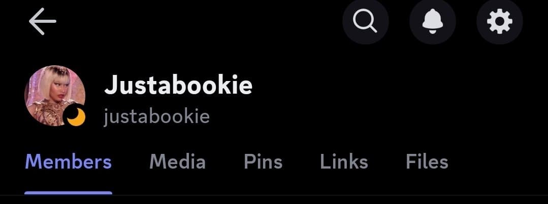 Online slut wants her discord dms filled from men online, to make her bf jealous