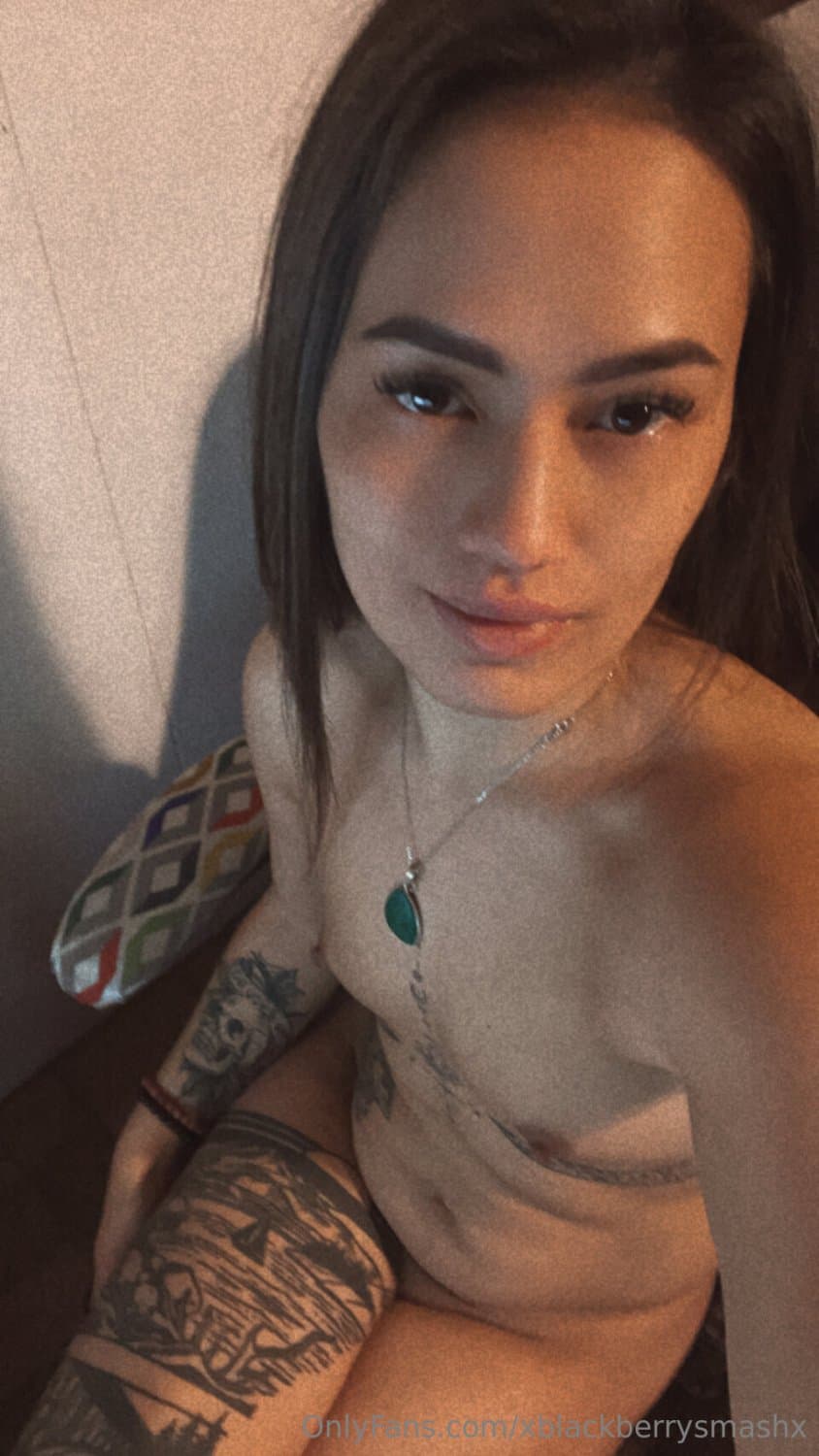 Click to view full size Eden Thomas / Brooklyn Reed