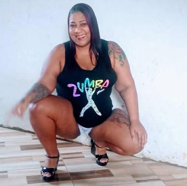 Pensa numa gordinha muito gostosa