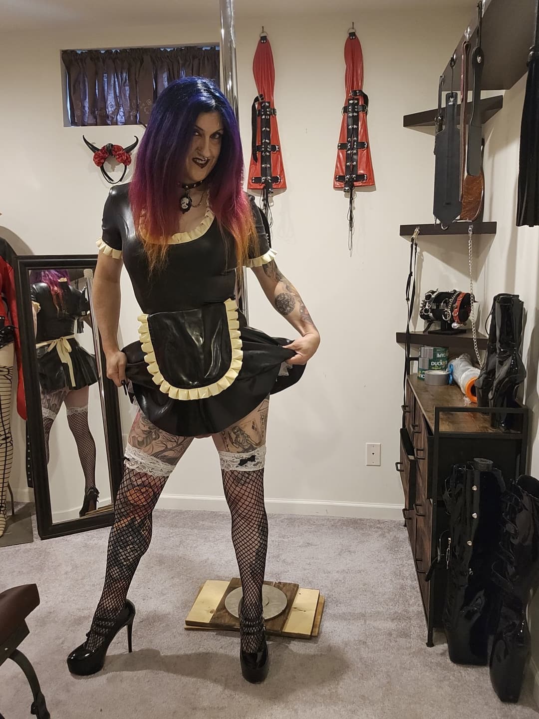 Comment what you’d do to this pathetic trans sissy latex whore.Tiffany minx @tiffanyminxcosplay