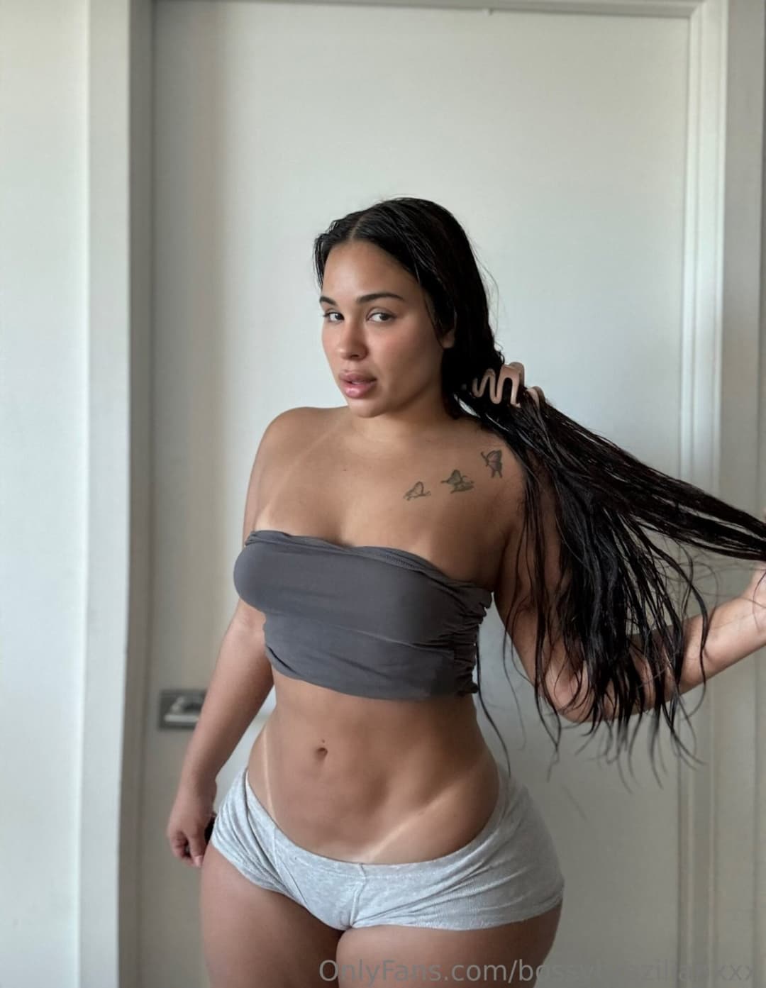 Click to view full size Bossy Brazilian