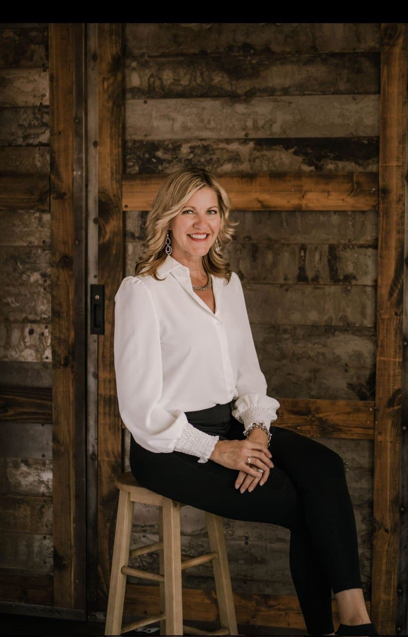 Niki the Business Bitch