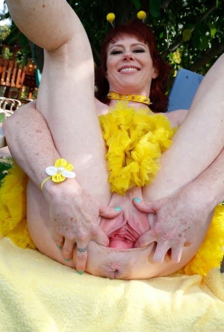 Anal mature fist fuck and anal prolapse