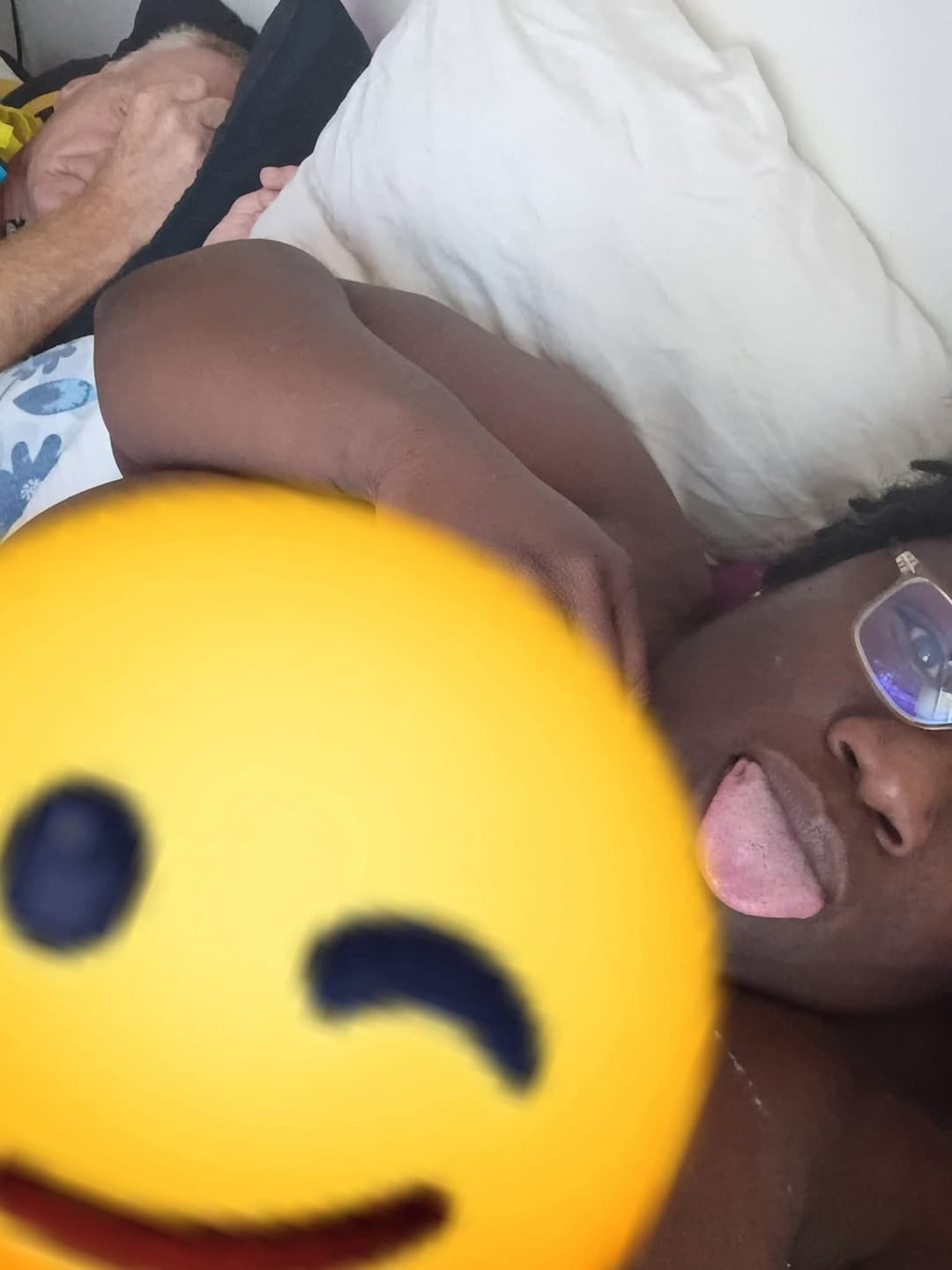 HUGE THICK MEGA EBONY BBW BUG OLE JUICY ASS BOOTY