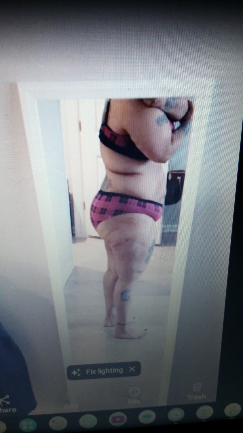 My mom in her bra and panties ?