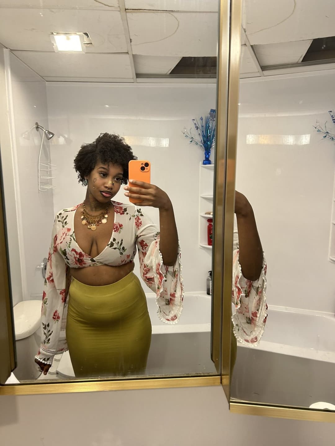 Saggy tit Bae sexy ebony