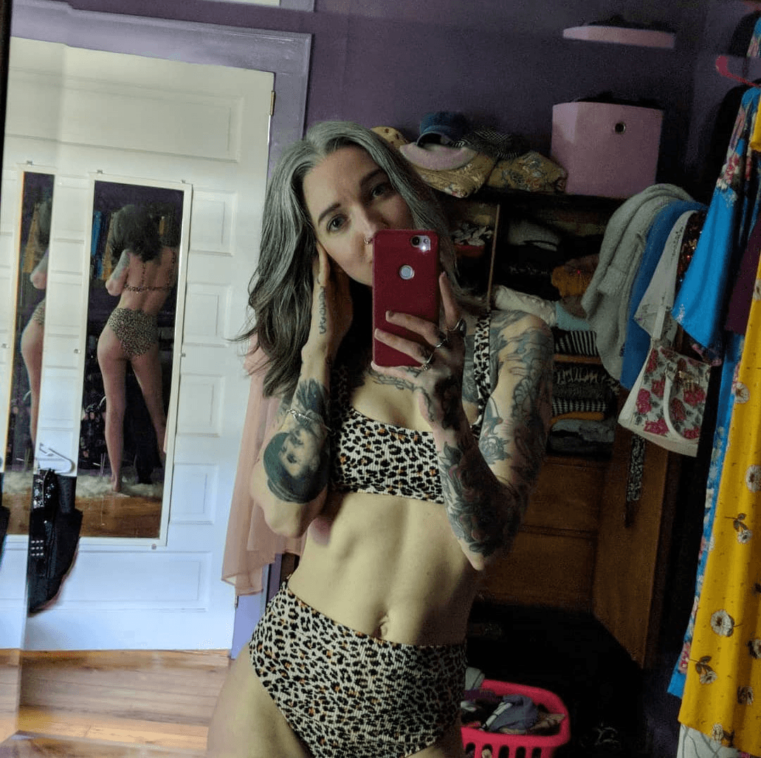 Sexy little meth addict Goth Whore with a cute little ass.?
