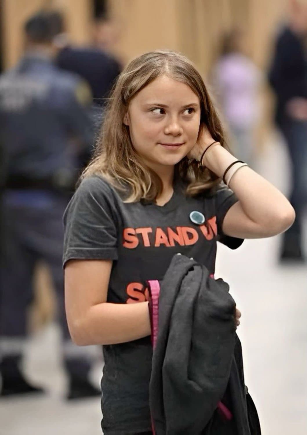 Looking for greta thunberg lovers Who wanne chat and goon to godess greta dm me