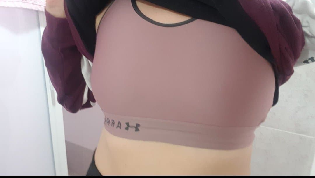 María novia putita  abre toda la conchita