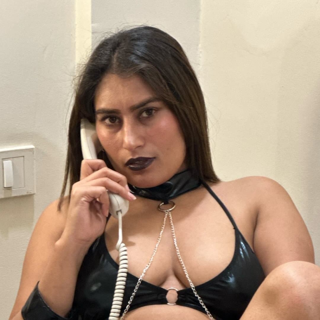 Surleen indian punjabi girl leaks onlyfans and live videos