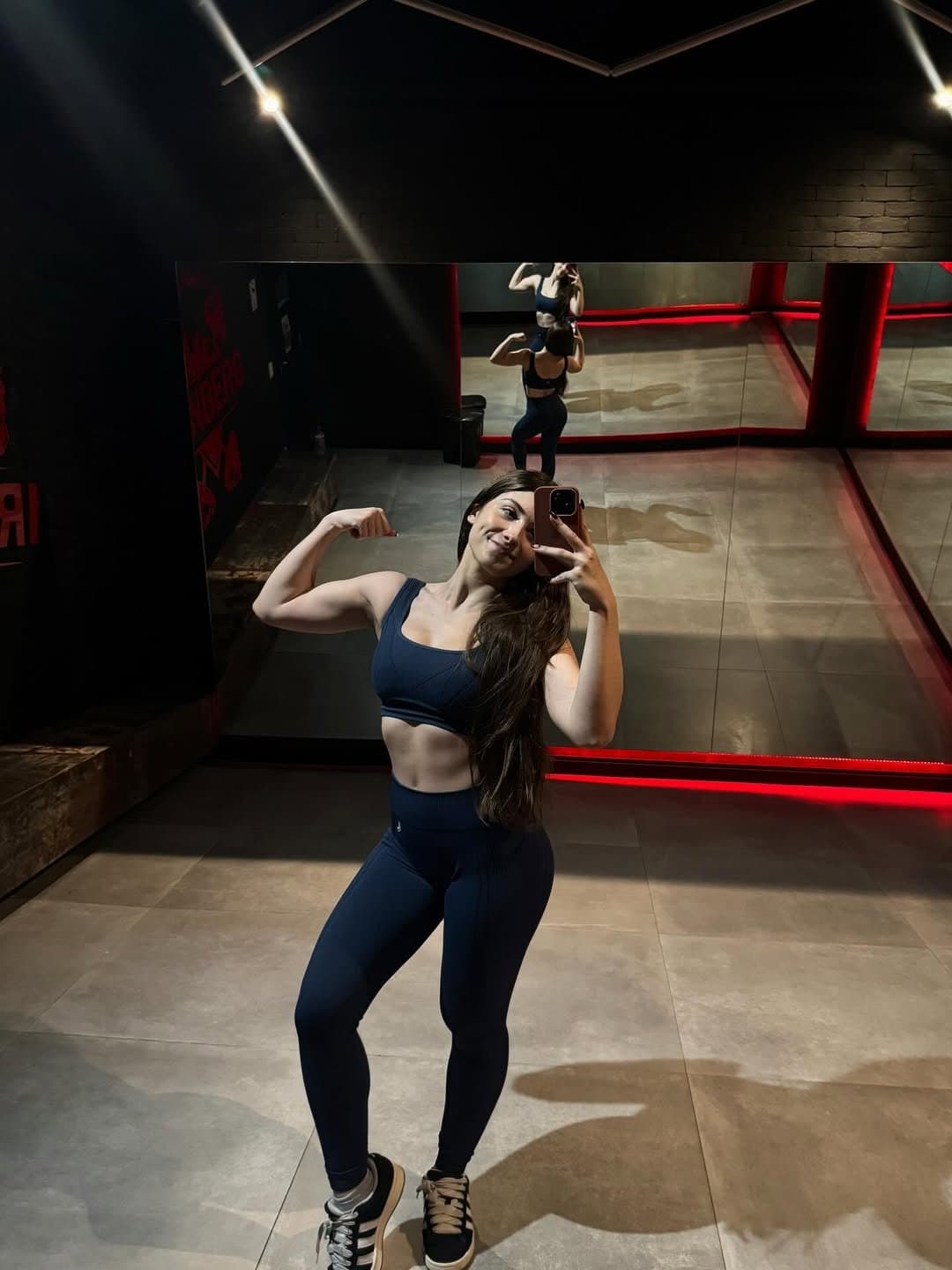 Novas selfies de Sofia...Sofia Espanha famosinha gostosa !!!