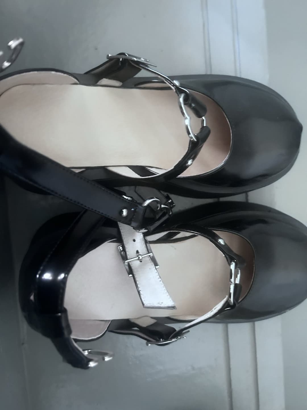 Asian feet / socks and cum filled shoes