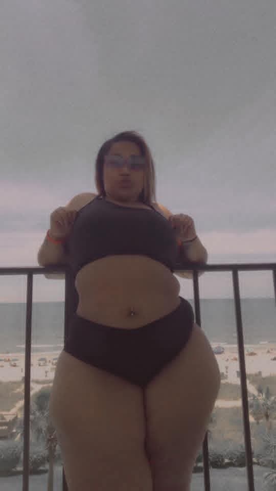 CHUBBY THICK BIG ASS EBONY BBW SSBBW GOONER MATERIAL