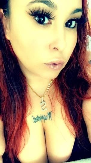 PAWG 100% REAL moms photos from phone , BIG BOOTY MILF LEals