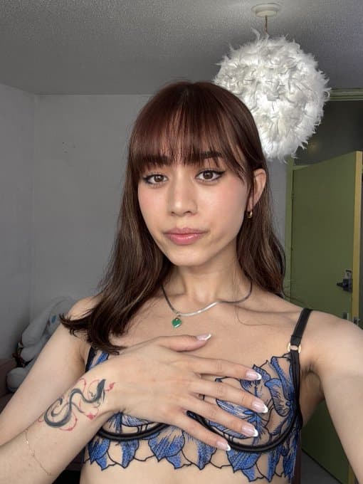 Click to view full size Beautiful young ladyboy