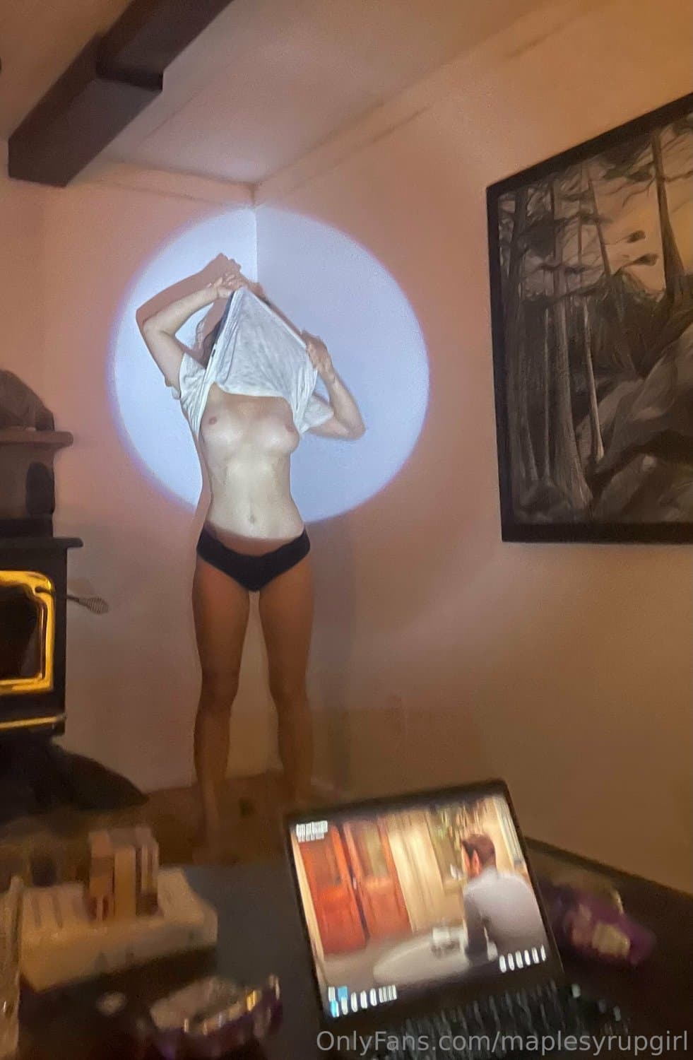 Maple: Fit, Hairy, Armpits, Sweaty