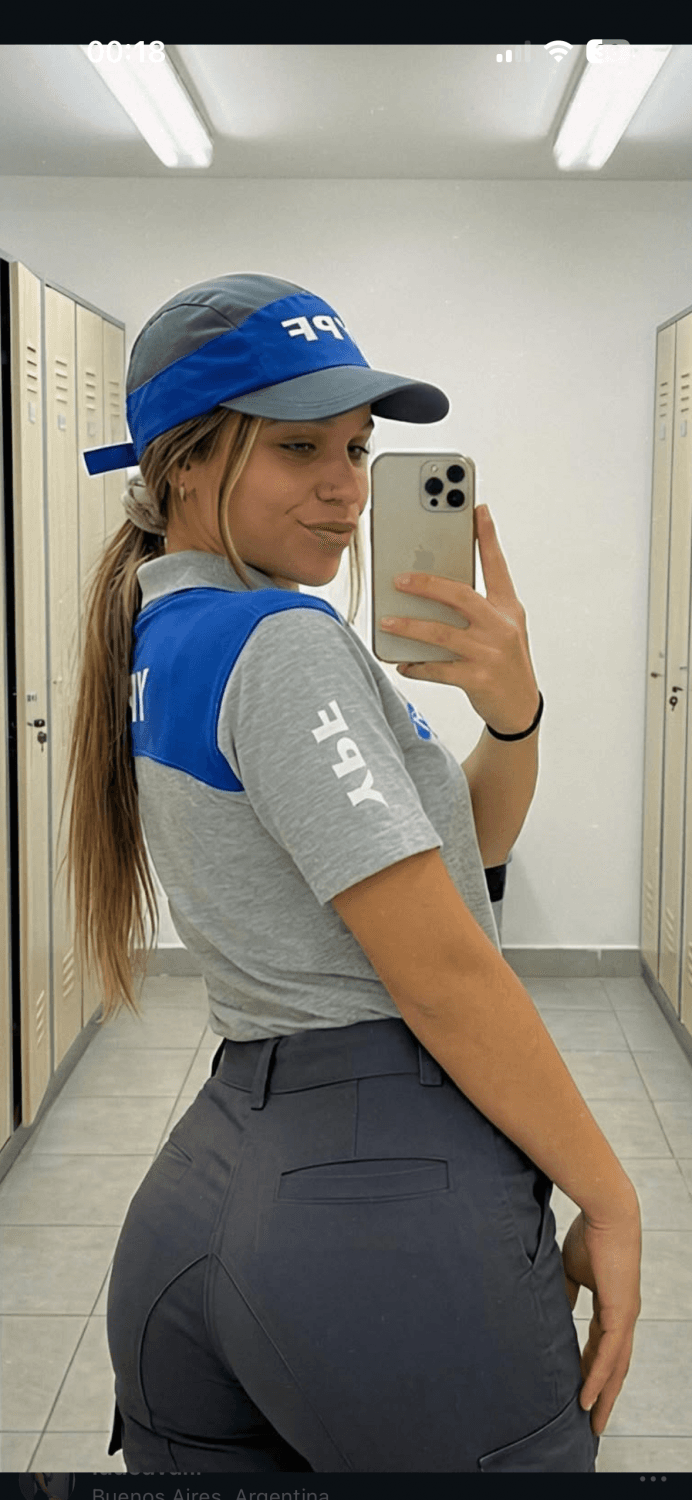 Lucia Cavalli nude cafecito