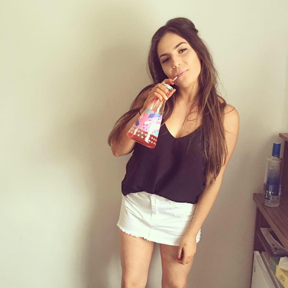 Click to view full size Mount and Fuck Hot Teen Hannah Daly Until You Cum Inside Her