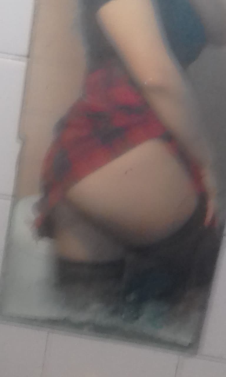 Cornudo arrepentido por compartir a su novia tetona