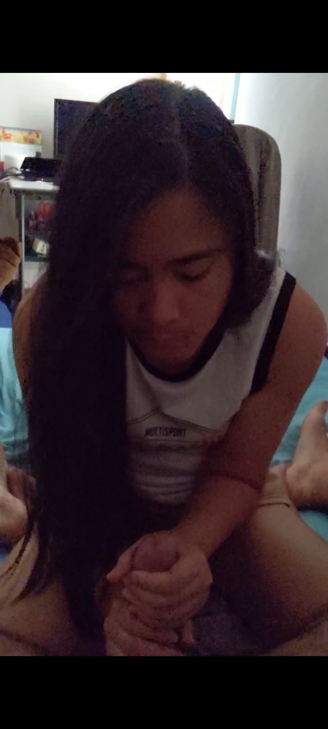 Handjob and dirty talk by Filipina MILF
