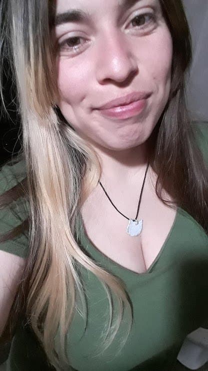 Desde buenos aires argentina rica mina, re cien caliente ? Laurita