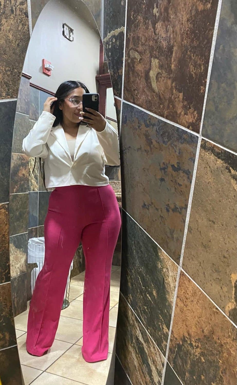 Thicc Latina takes every chance she gets to show off her thicc ass and bit tits