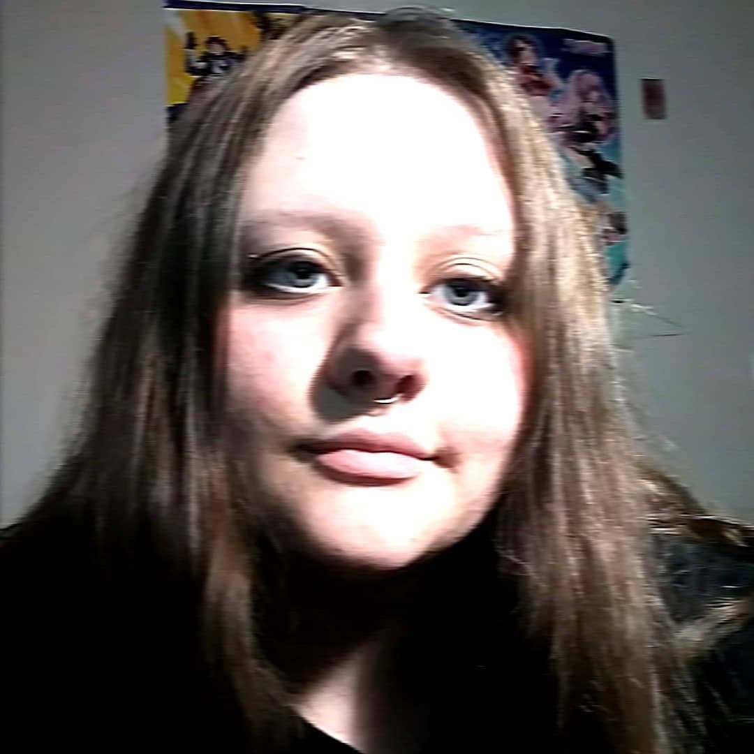 WHITE EMO WEEB MAKING GOONERS NUT