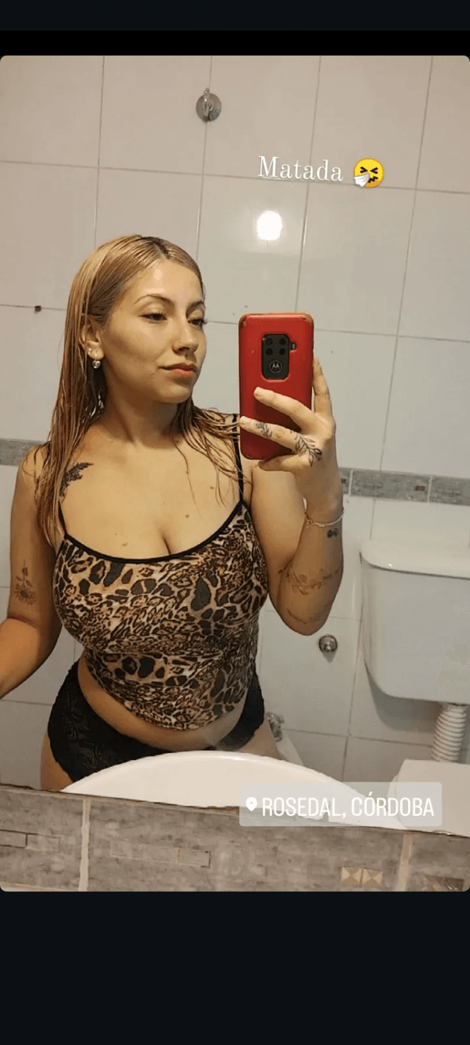Click to view full size Lindo gato me salió la nena uff