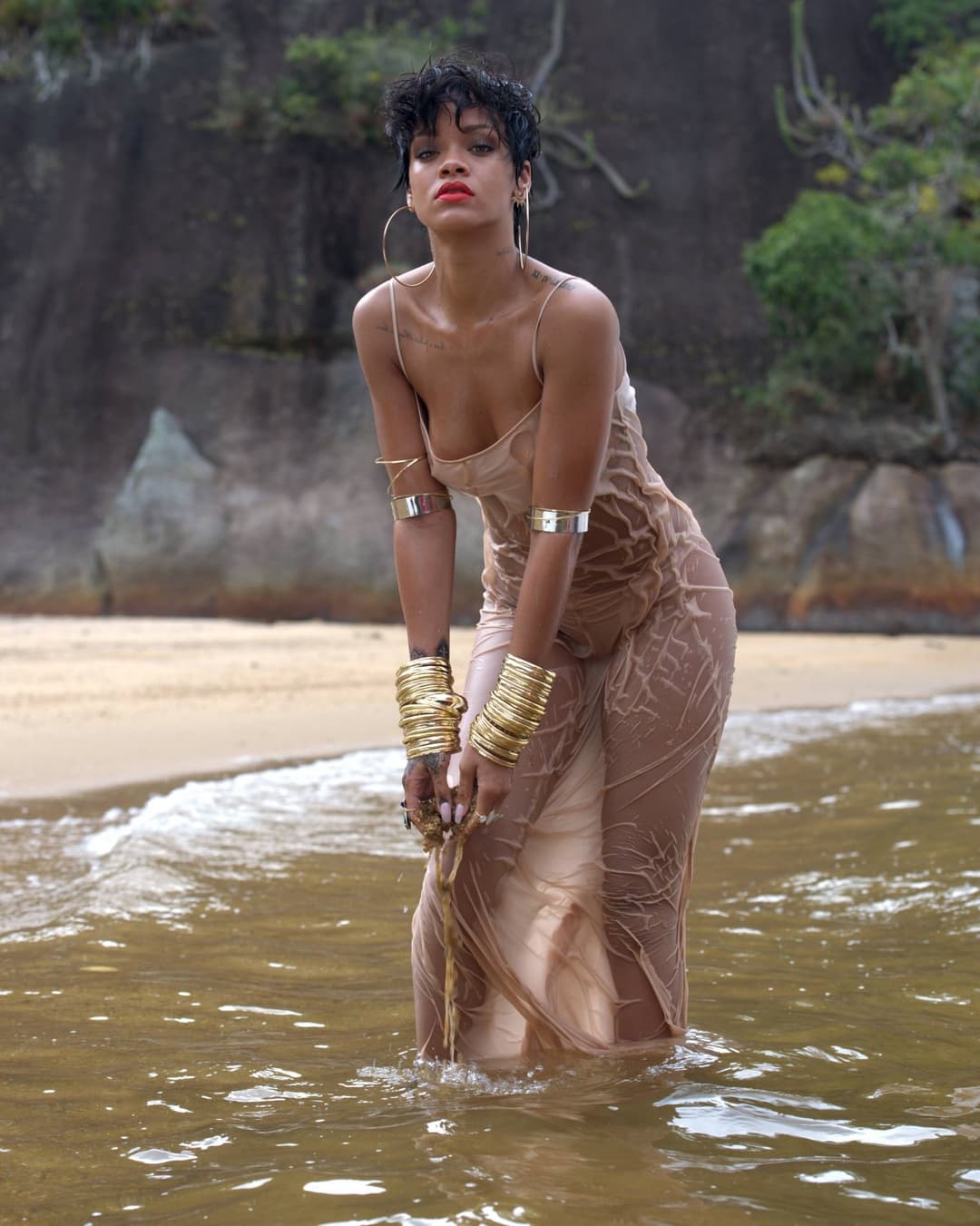 Rihanna - 2014 Vogue Brazil Outtakes v1