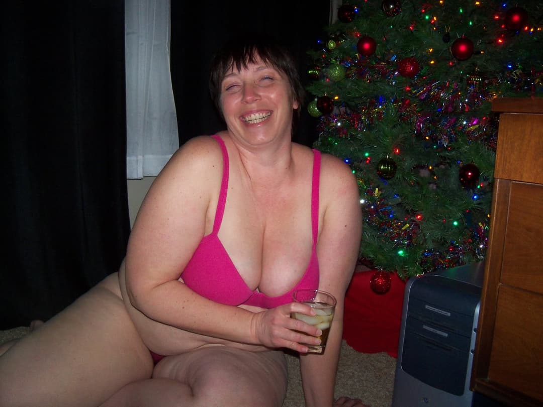 Enjoy Christmas in July as this good Christian WHORE lets loose. Sharon