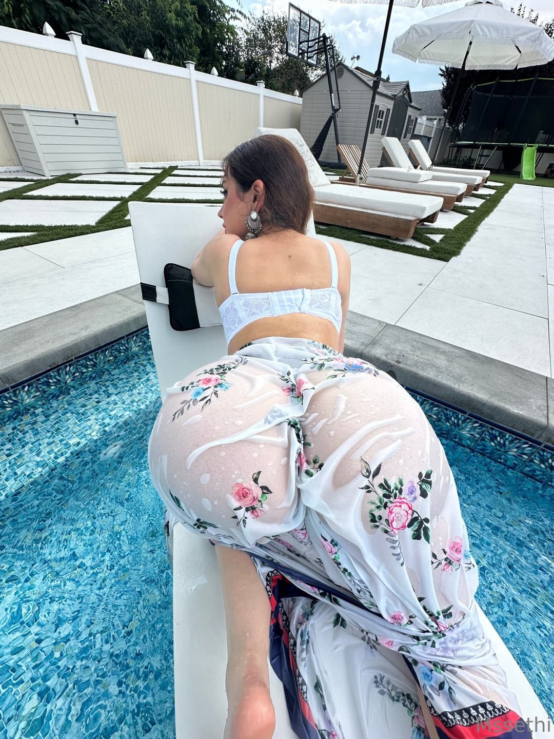 MS .S ETHI 3 XXX - INDIAN WITH THE FATTEST ASS