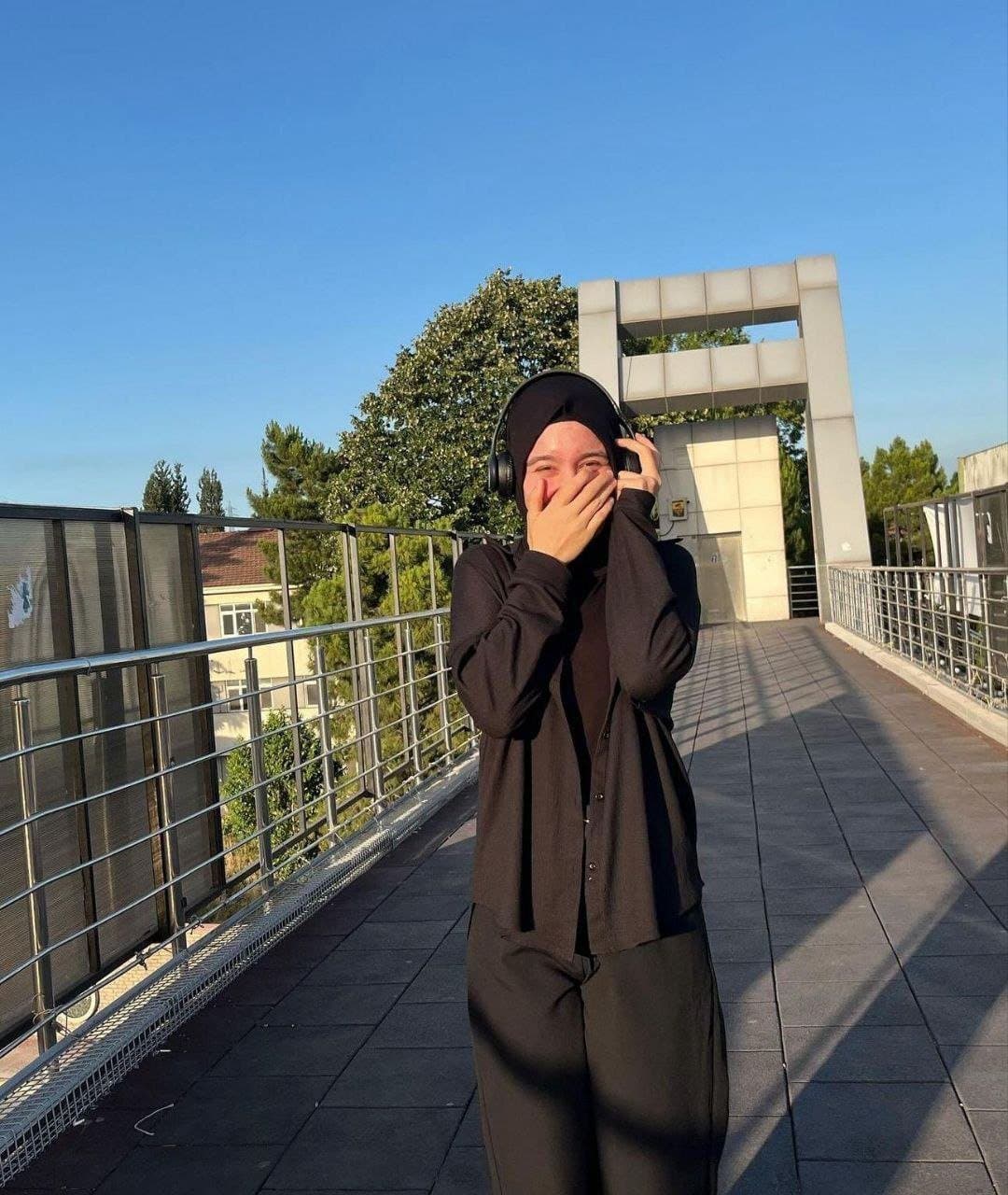 Click to view full size Turkish Hijab teen girl