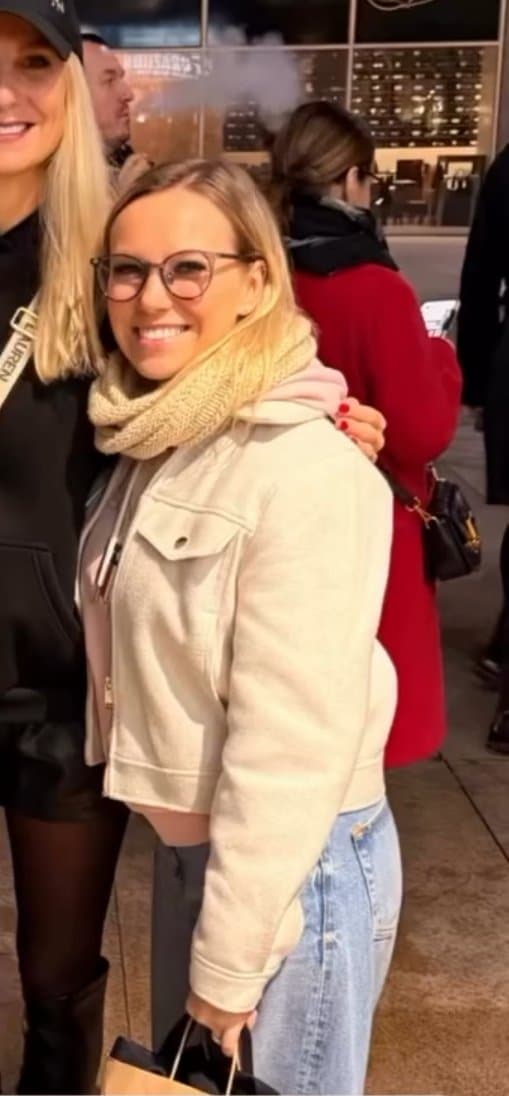 Which one would you fuck? ??? MILFS OR TEENS ?