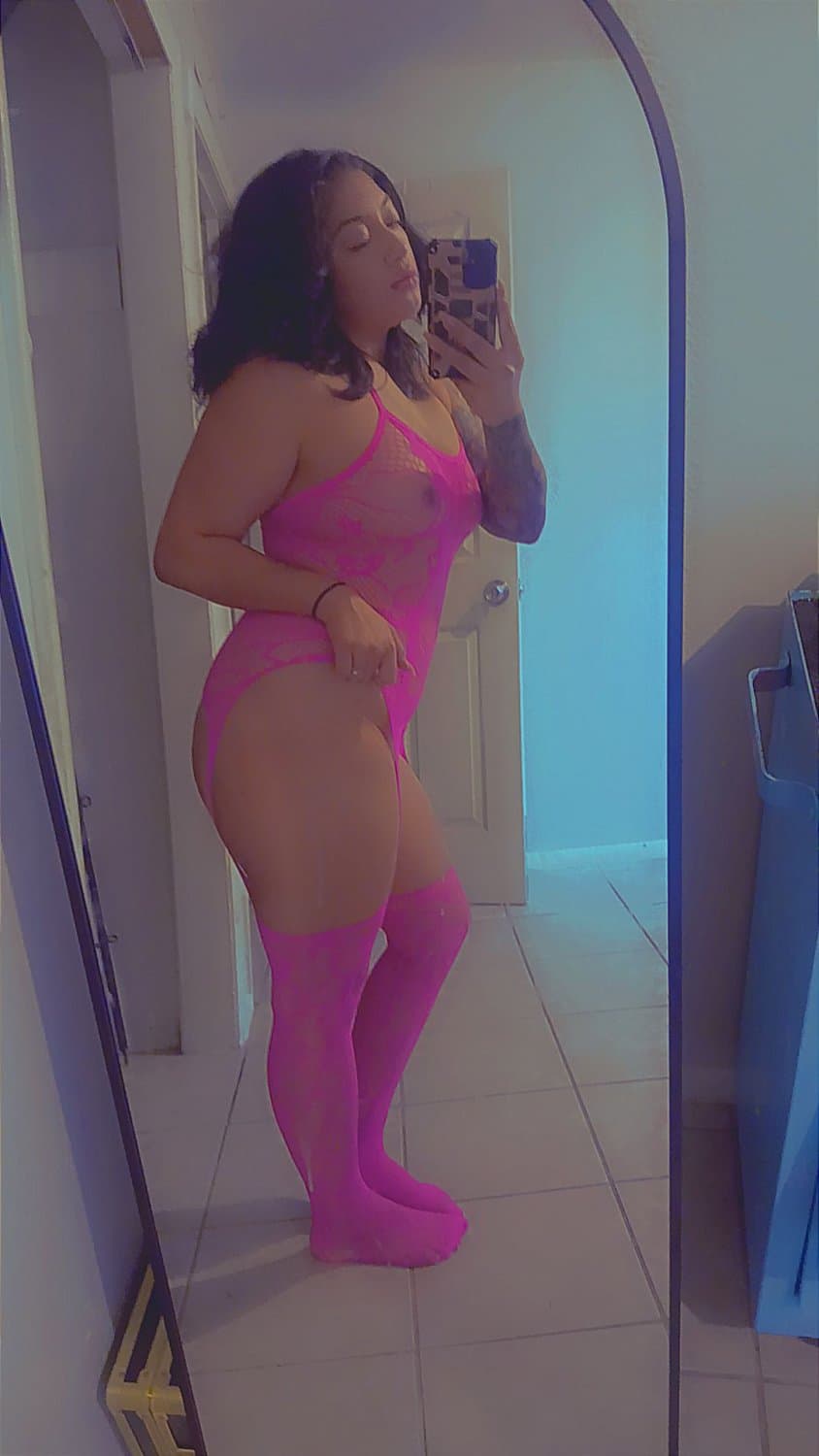 Webslut Winter Zarate Texas Barber