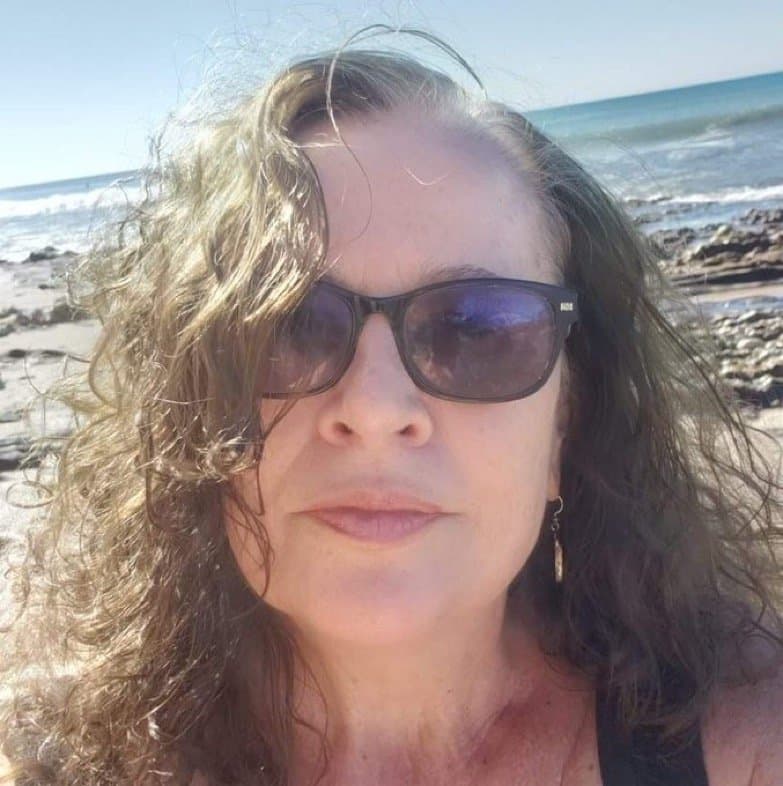 Click to view full size MILF mom failed loyalty test