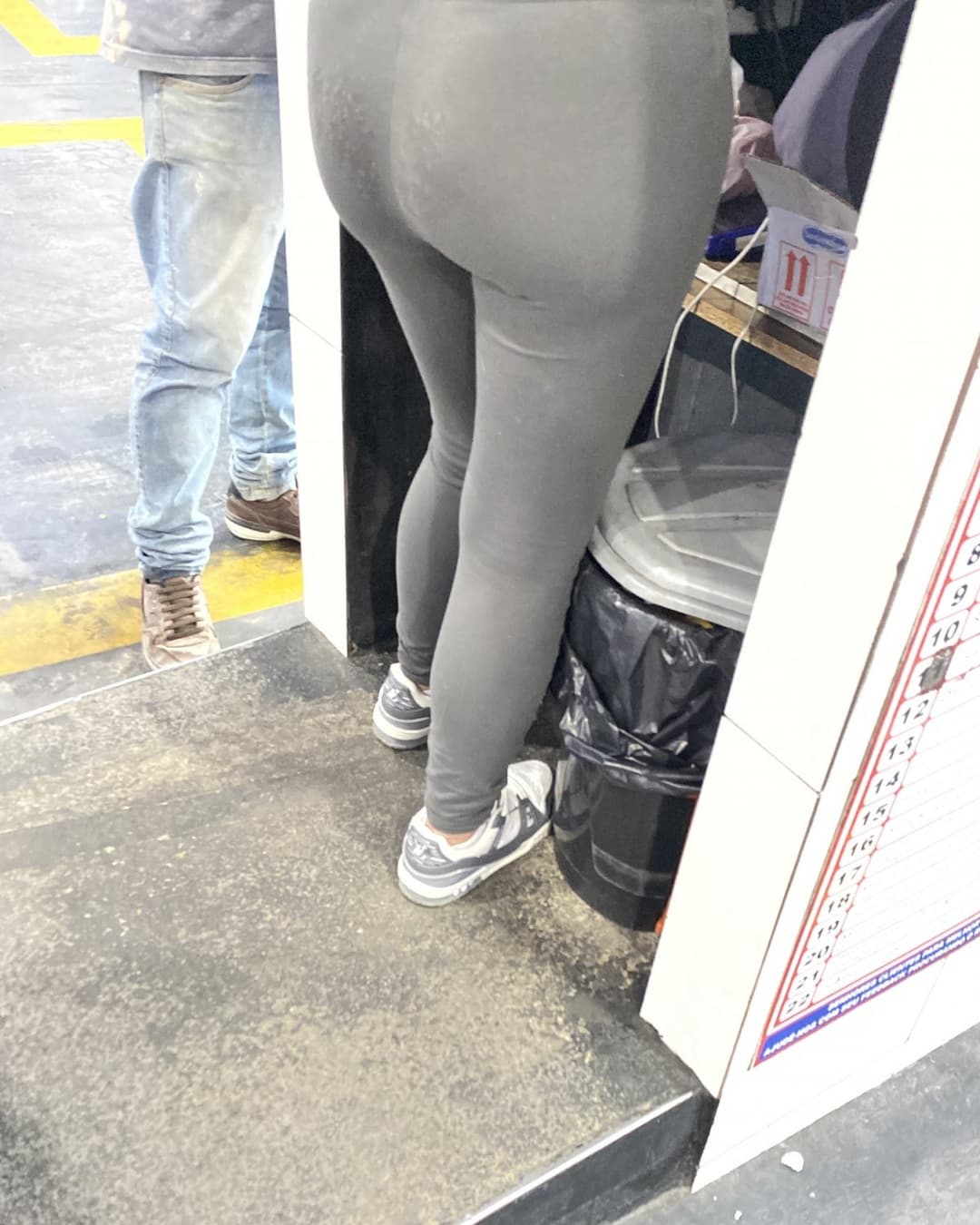 Mexican posto gás street candid part2