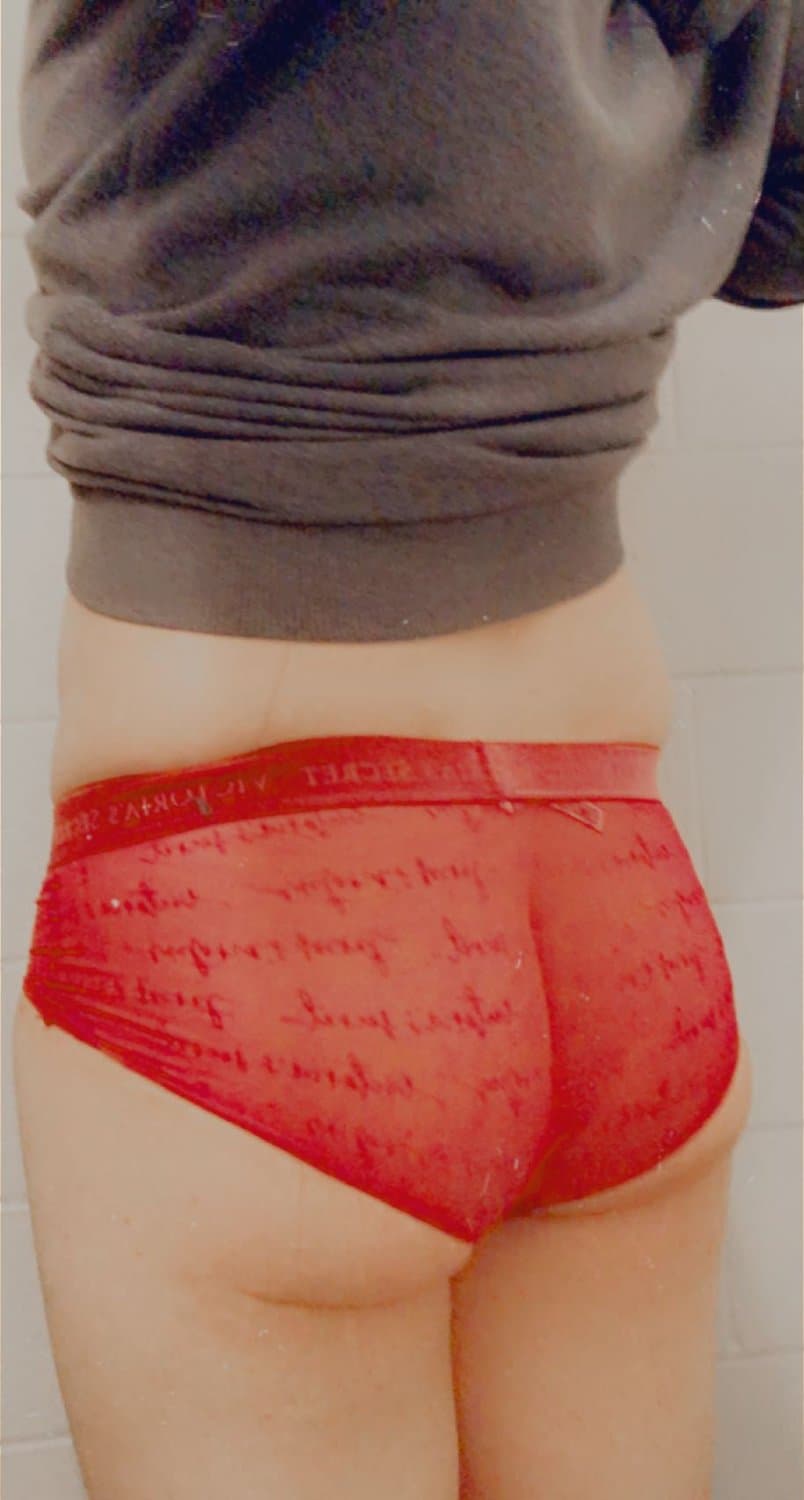 Sissy Femboy Bra/Panty Show