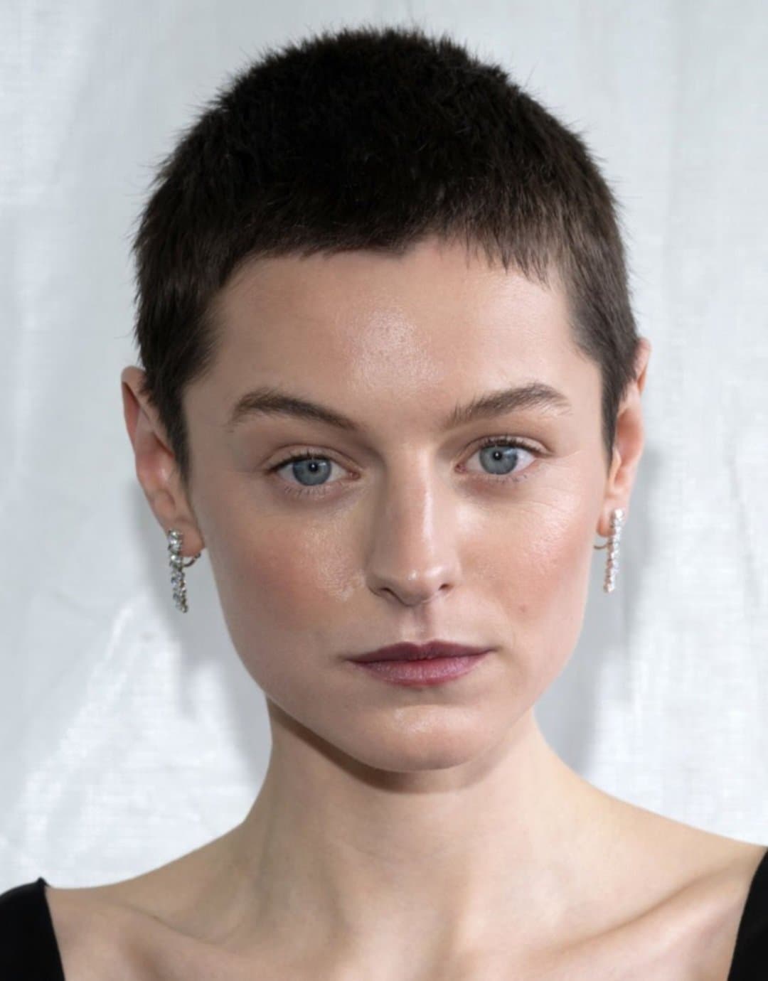 Emma Corrin Bimbofication Edit