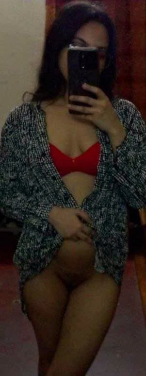 sexy Indian figure Hijab cute and sexy face giving blowjob and getting fucked leaked pics