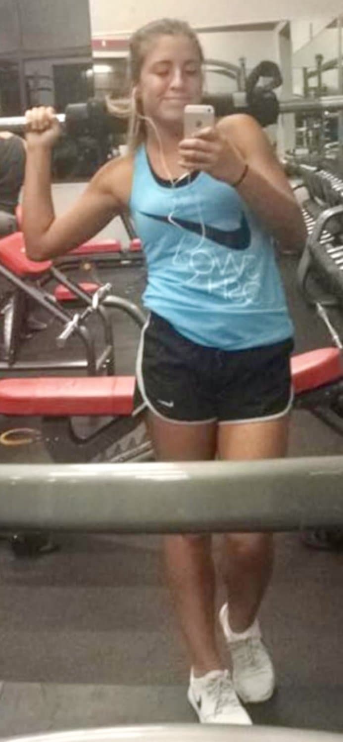 Click to view full size Girlfriend Kelsey. Pics and Nudes. Would You Pull Out? Thoughts?