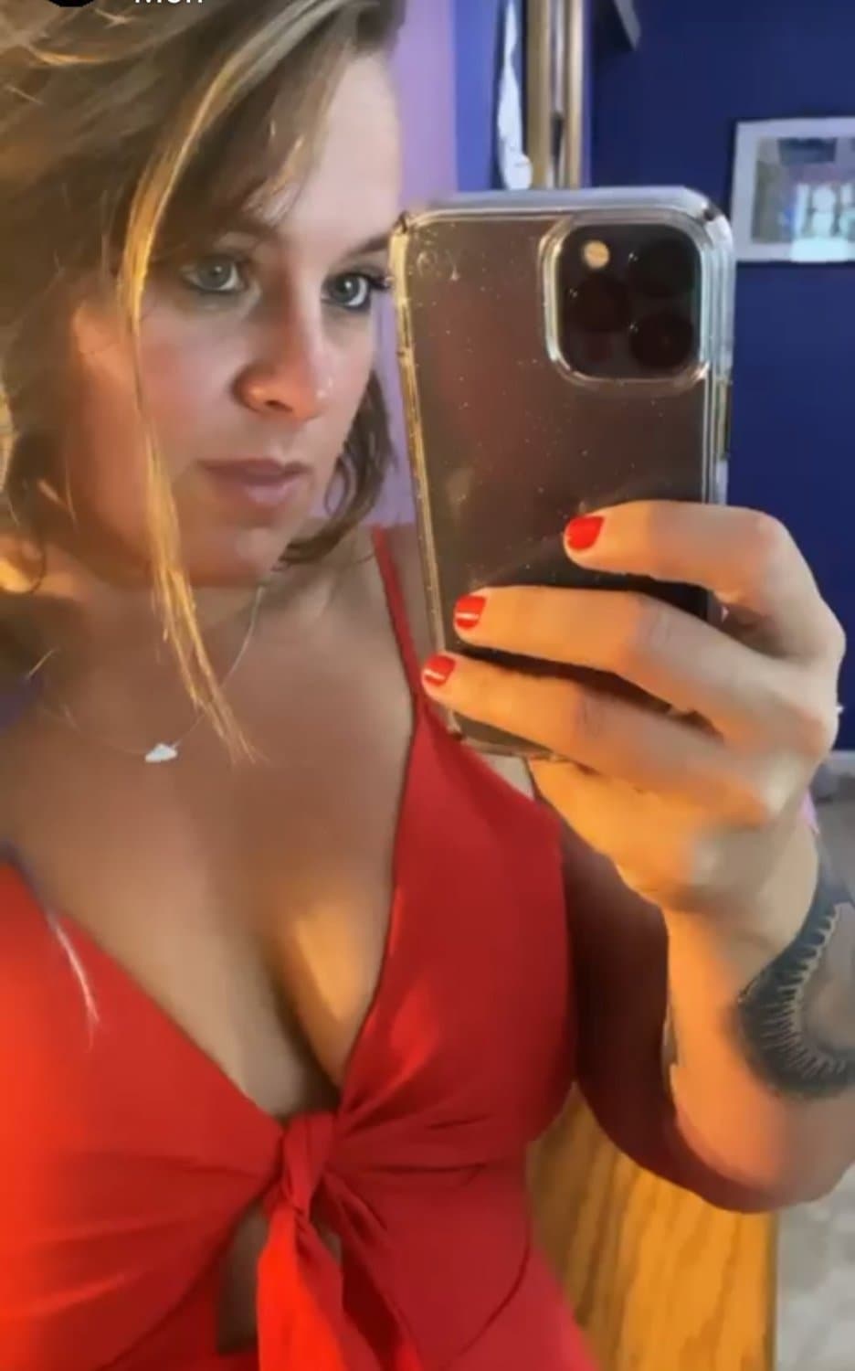 Big tit slut Jessy Montgomery