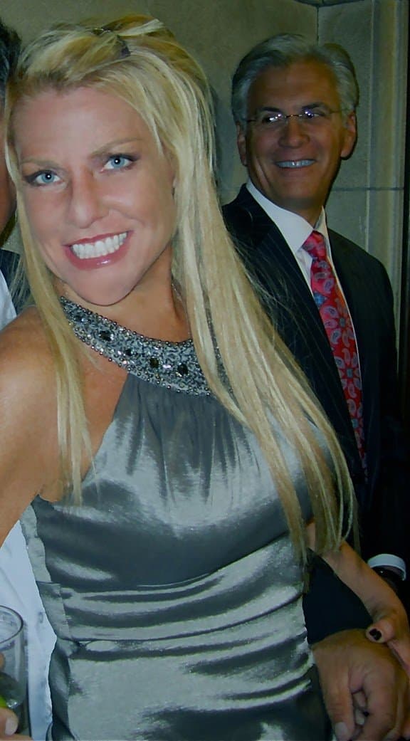 Friends that Play Together, Stay Together