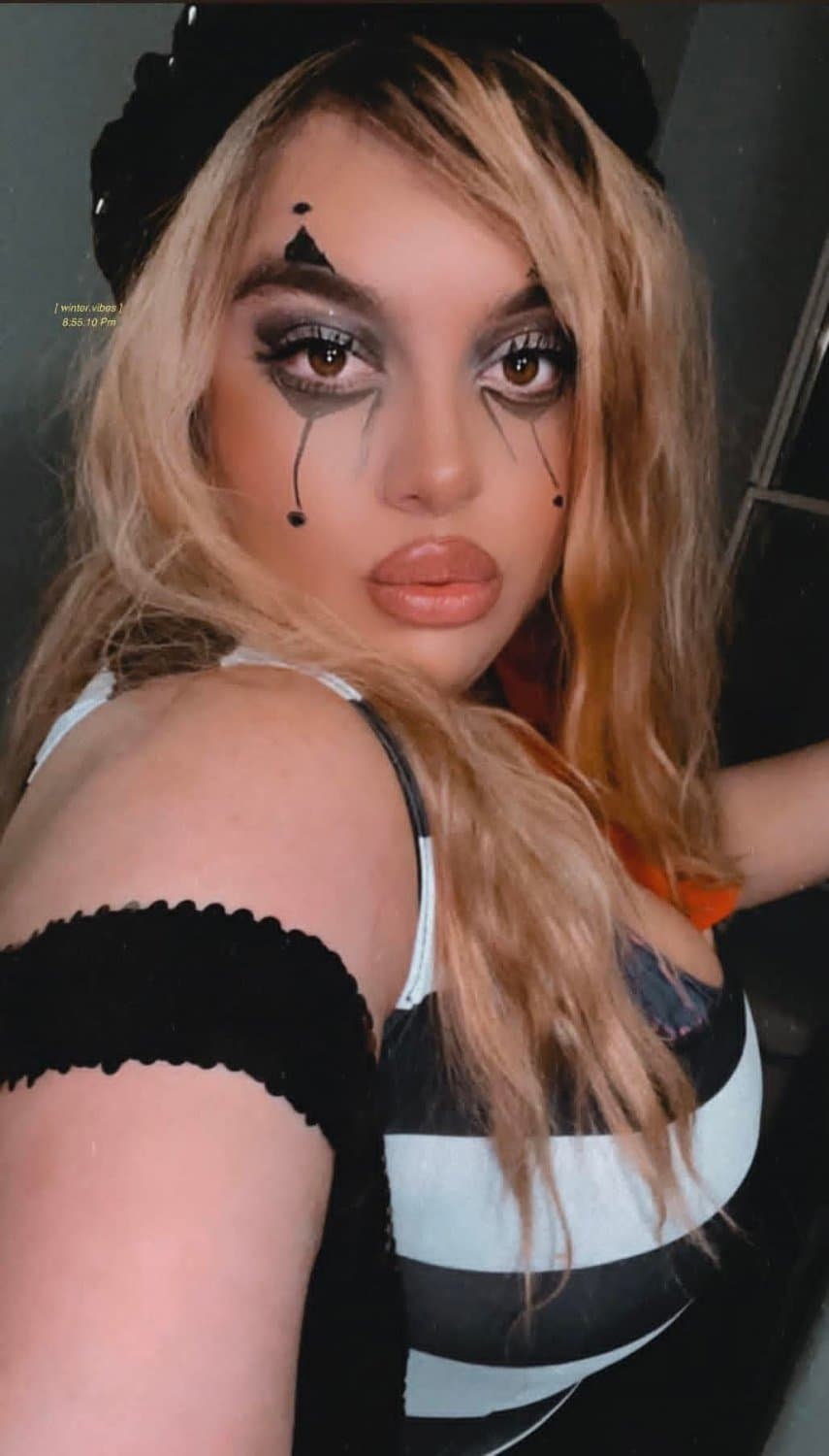 Alyssa Romero big titties and thick ass ! I cum to her everyday