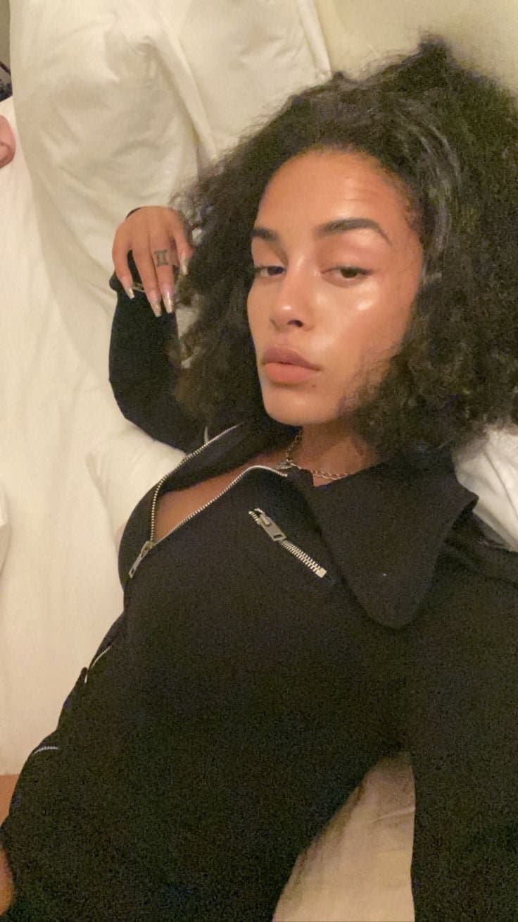 Assortment of amateur teen bimbos