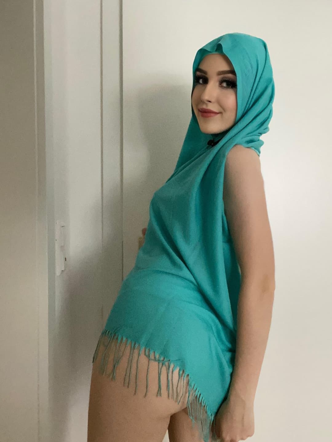 Arab Muslim Teen In Hijab Nude